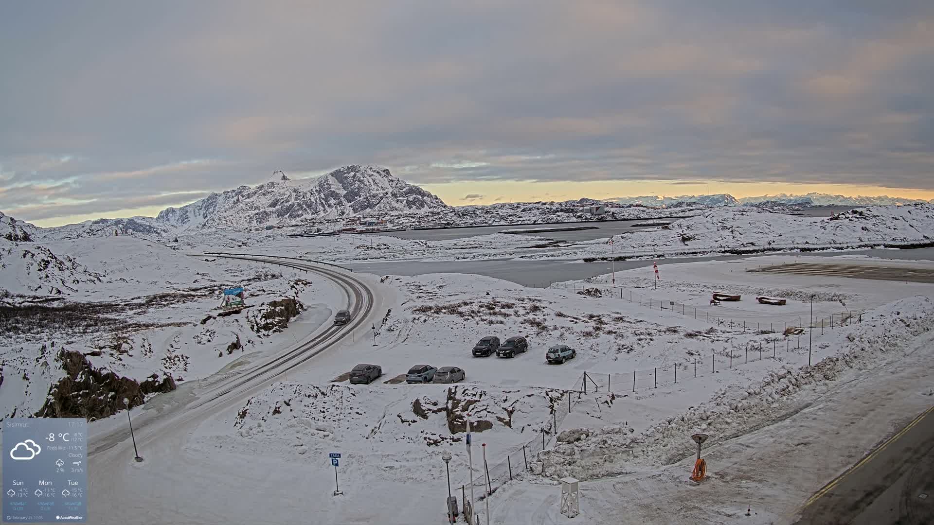 Sisimiut City & Sisimiut Airport Southeast Towards View Live Cam JHS / BGSS - Sisimiut, Qeqqata, Greenland, Denmark