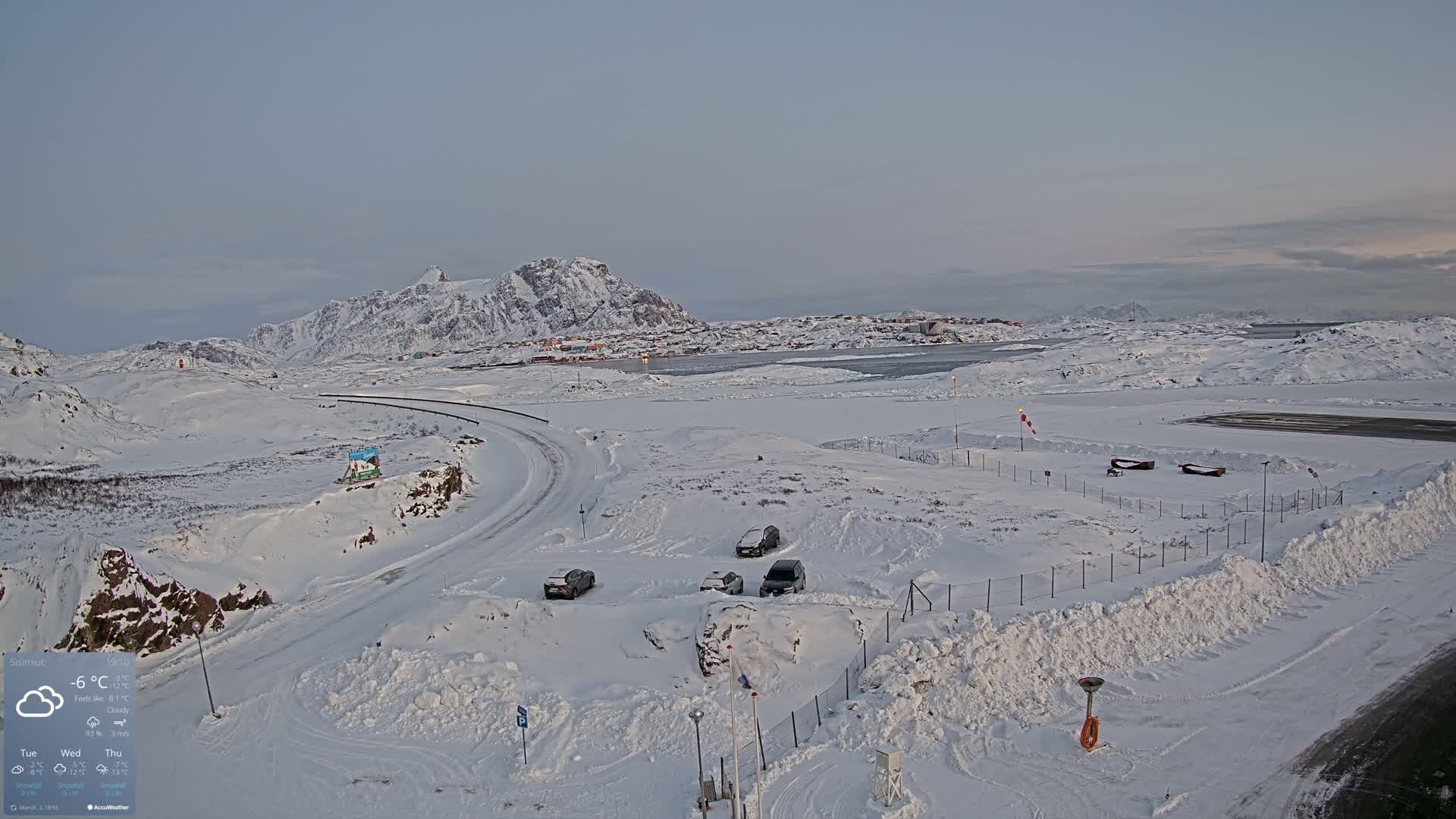 Sisimiut City & Sisimiut Airport Southeast Towards View Live Cam JHS / BGSS - Sisimiut, Qeqqata, Greenland, Denmark