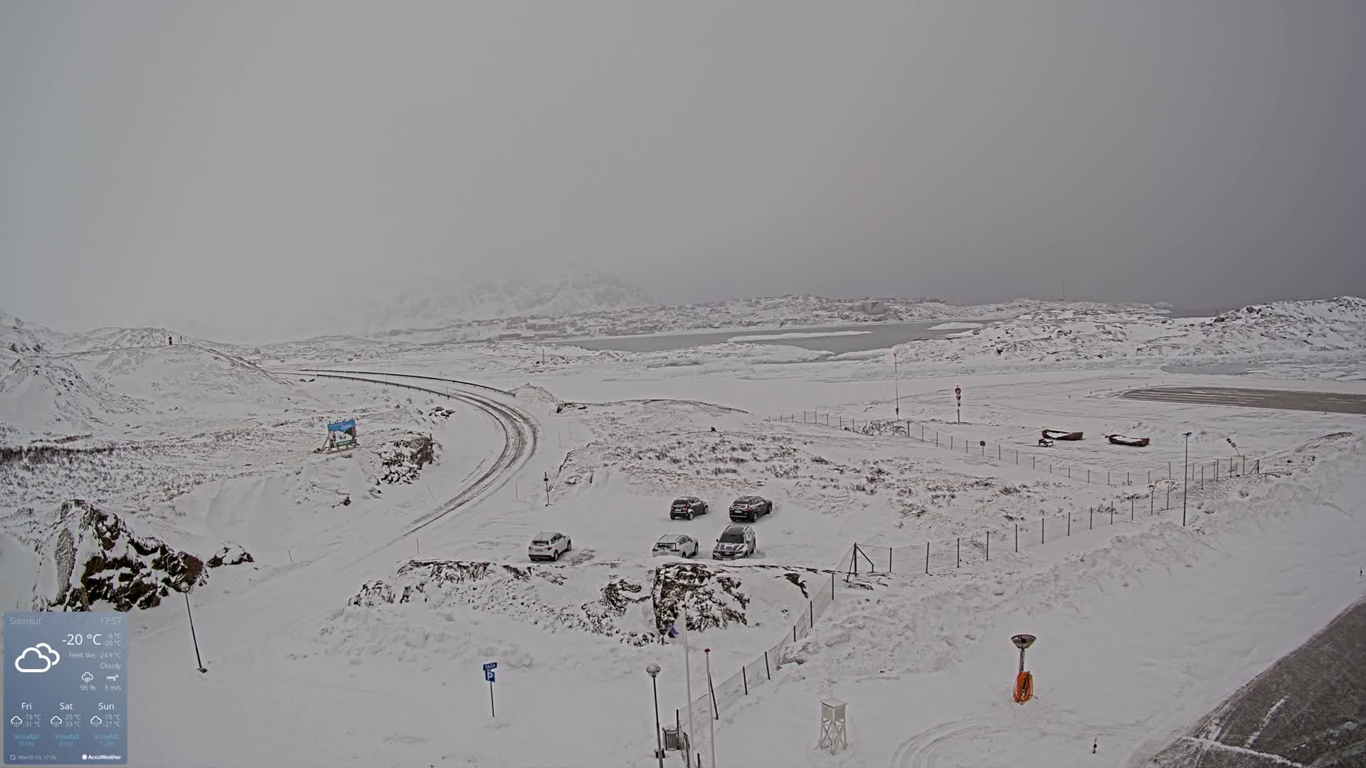 Sisimiut City & Sisimiut Airport Southeast Towards View Live Cam JHS / BGSS - Sisimiut, Qeqqata, Greenland, Denmark