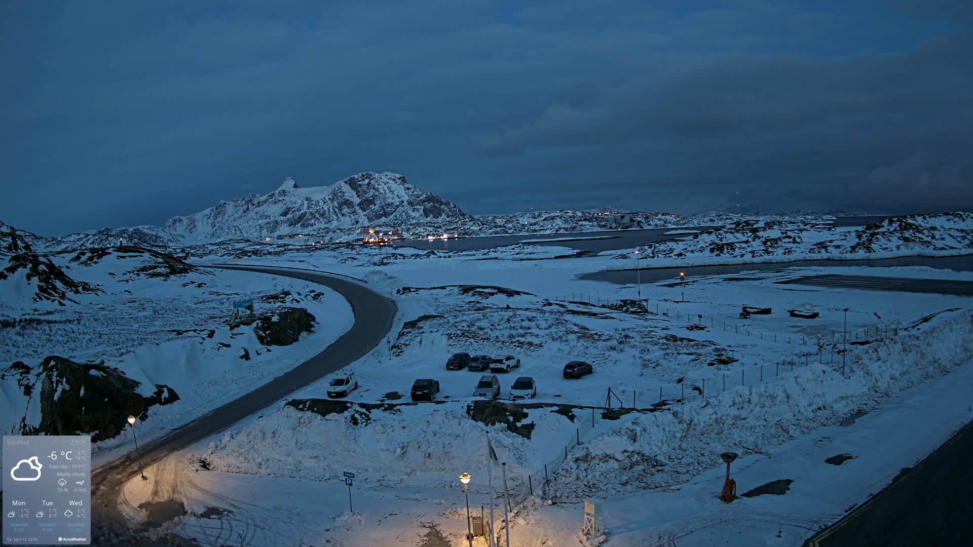 Sisimiut City & Sisimiut Airport Southeast Towards View Live Cam JHS / BGSS - Sisimiut, Qeqqata, Greenland, Denmark