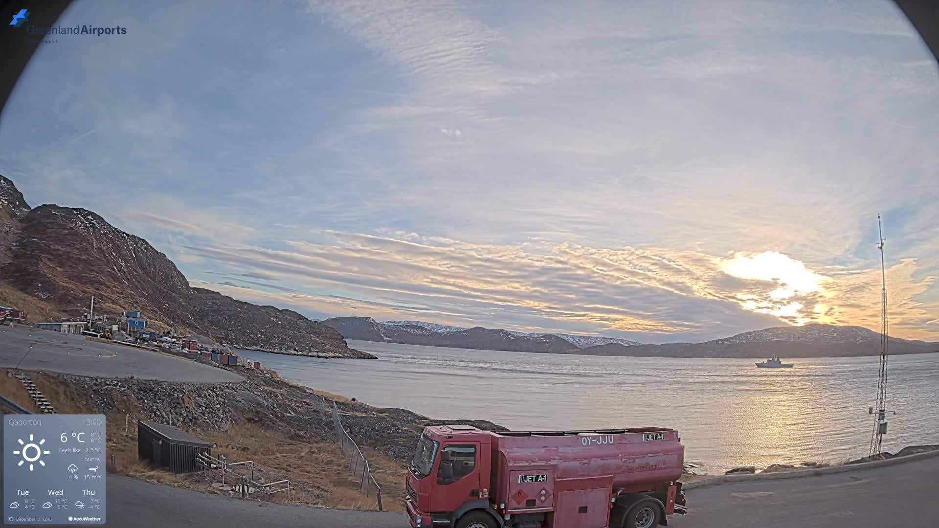 Qaqortoq Village & Mittarfik Qaqortoq Heliport Live Cam JJU / BGJH- Qaqortoq, Kujalleq, Greenland, Denmark