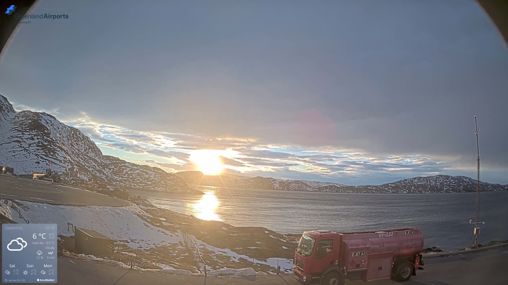Qaqortoq Village & Mittarfik Qaqortoq Heliport Live Cam JJU / BGJH- Qaqortoq, Kujalleq, Greenland, Denmark