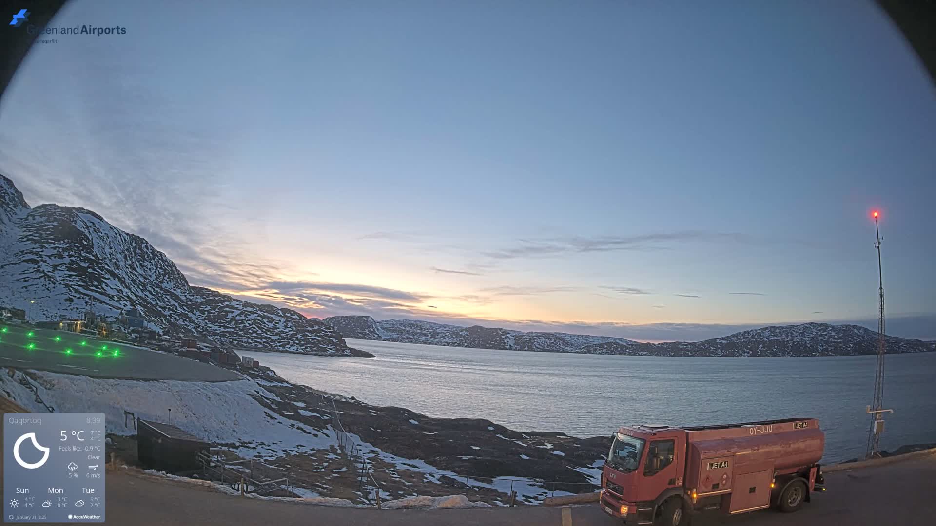 Qaqortoq Village & Mittarfik Qaqortoq Heliport Live Cam JJU / BGJH- Qaqortoq, Kujalleq, Greenland, Denmark