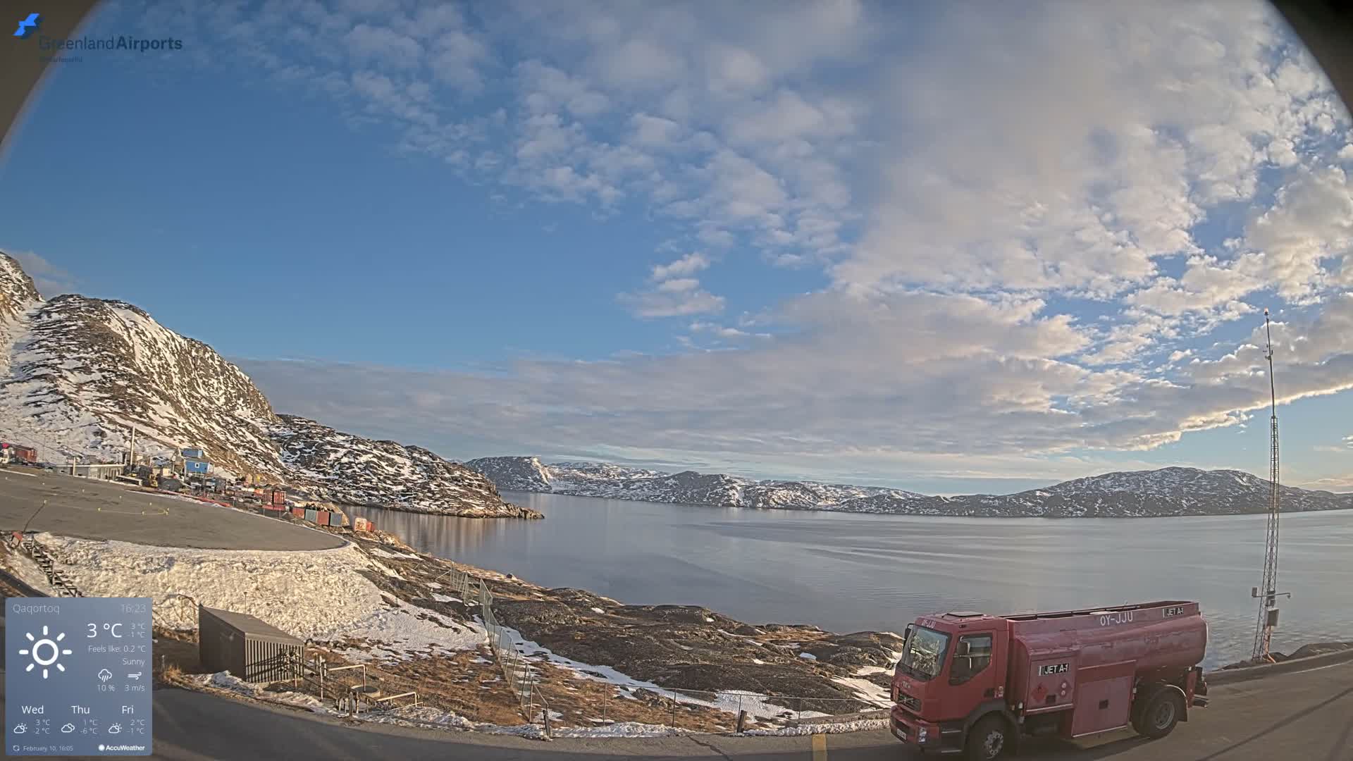 Qaqortoq Village & Mittarfik Qaqortoq Heliport Live Cam JJU / BGJH- Qaqortoq, Kujalleq, Greenland, Denmark
