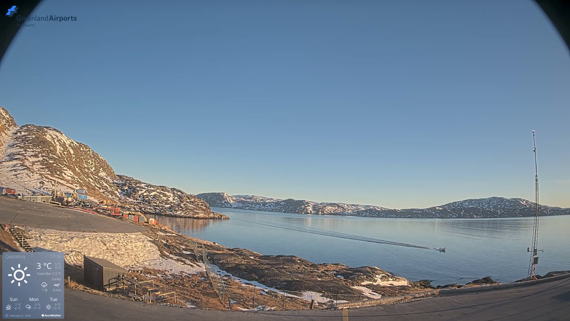 Qaqortoq Village & Mittarfik Qaqortoq Heliport Live Cam JJU / BGJH- Qaqortoq, Kujalleq, Greenland, Denmark