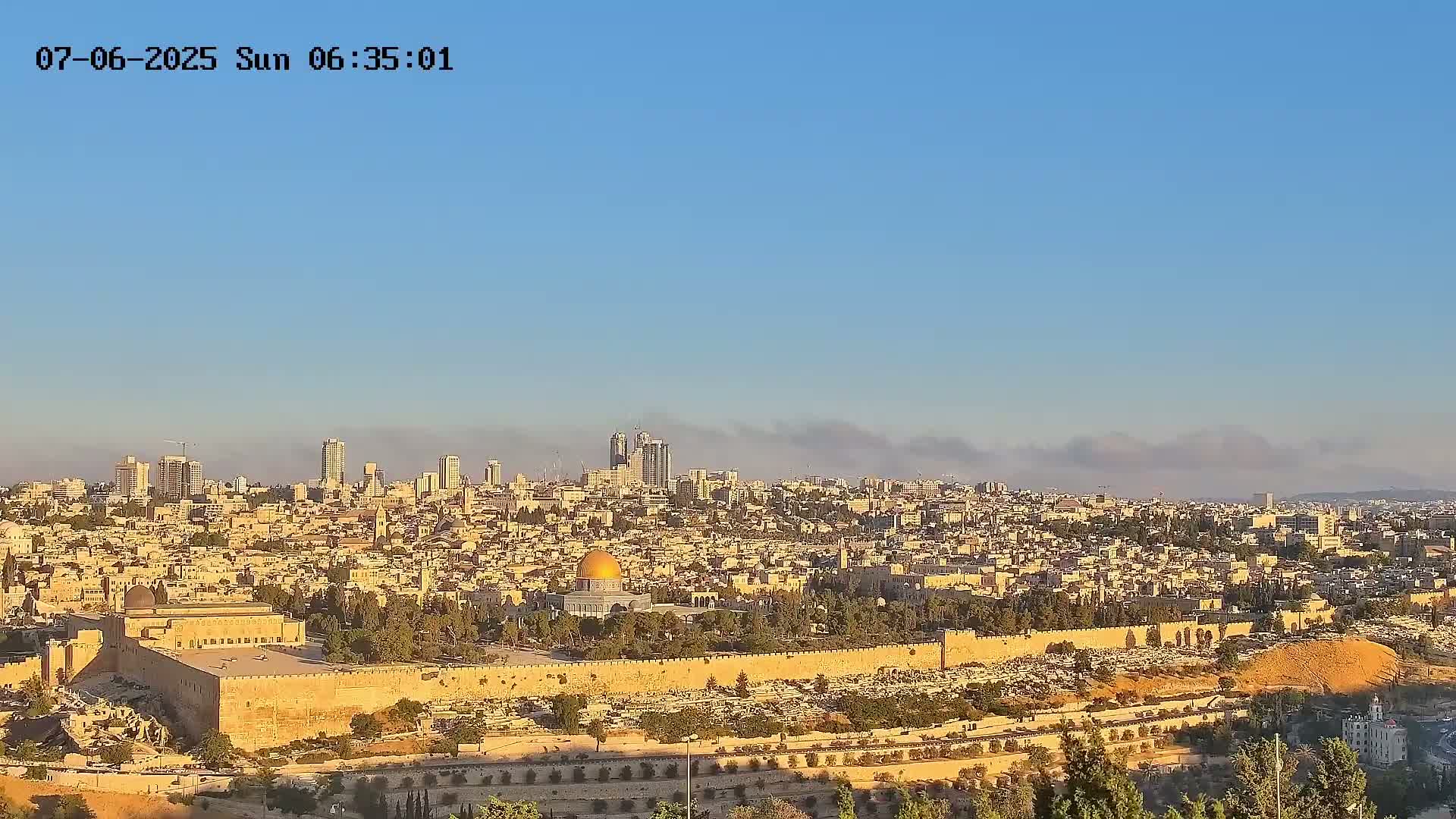 East & West Quds (East & West Jerusalem) &Temple Mount Panaroma Skyline View from Mount of Olives Live Cam - At-Tur, East Quds (East Jerusalem), Palestine