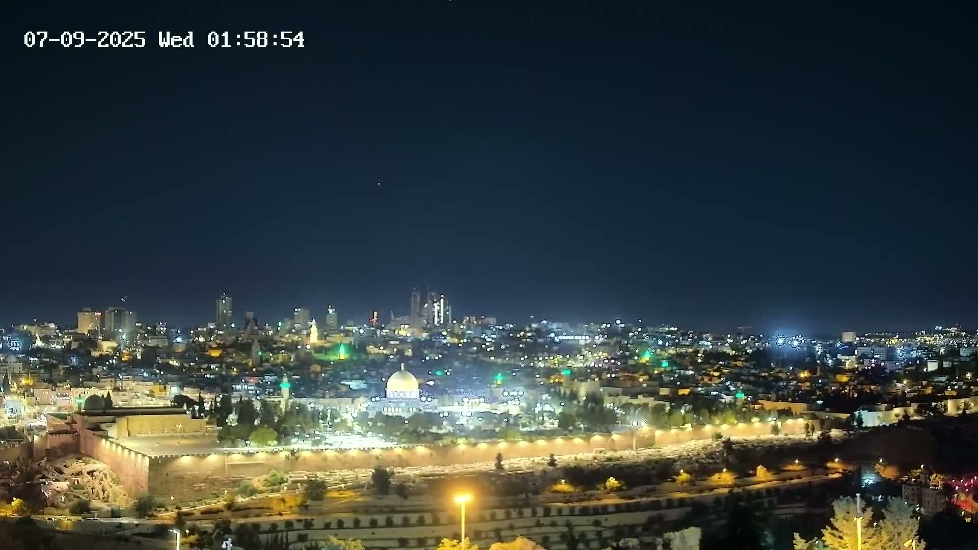 East & West Quds (East & West Jerusalem) &Temple Mount Panaroma Skyline View from Mount of Olives Live Cam - At-Tur, East Quds (East Jerusalem), Palestine