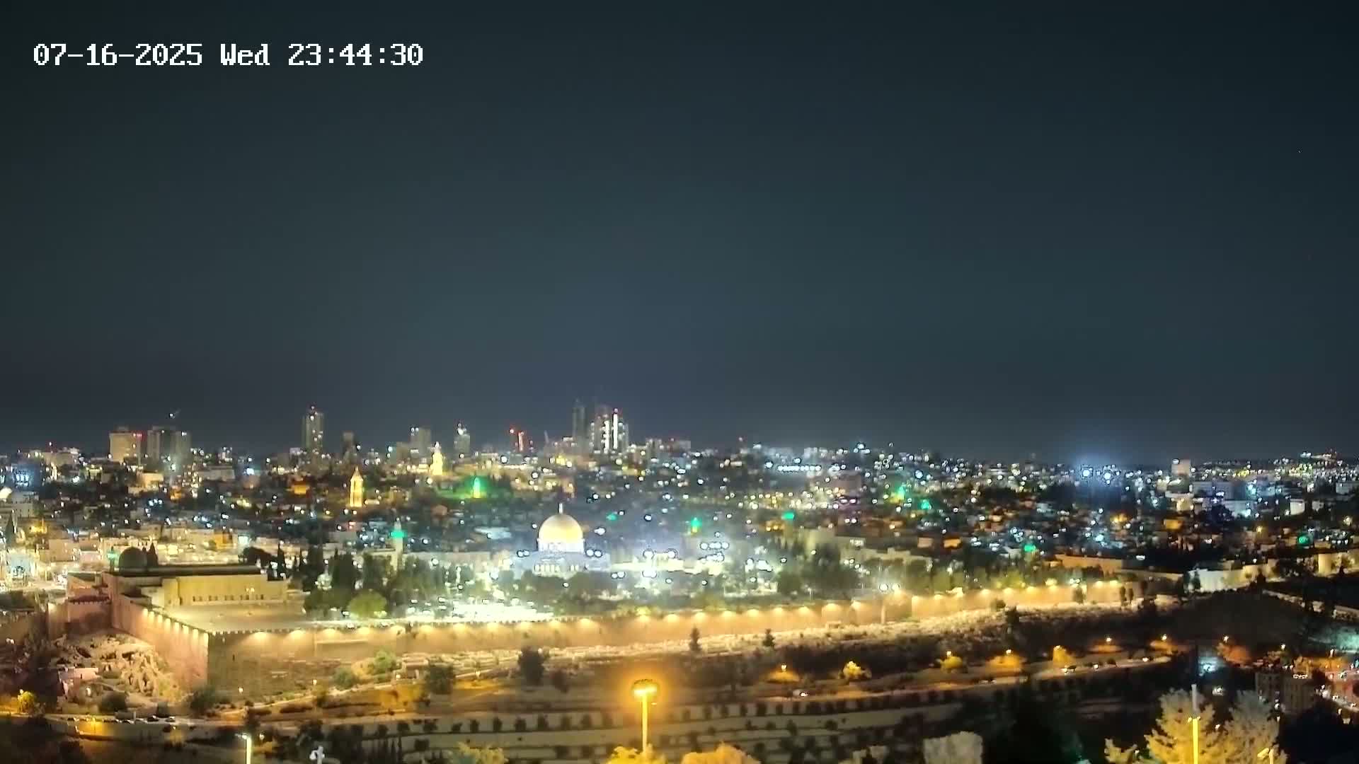East & West Quds (East & West Jerusalem) &Temple Mount Panaroma Skyline View from Mount of Olives Live Cam - At-Tur, East Quds (East Jerusalem), Palestine