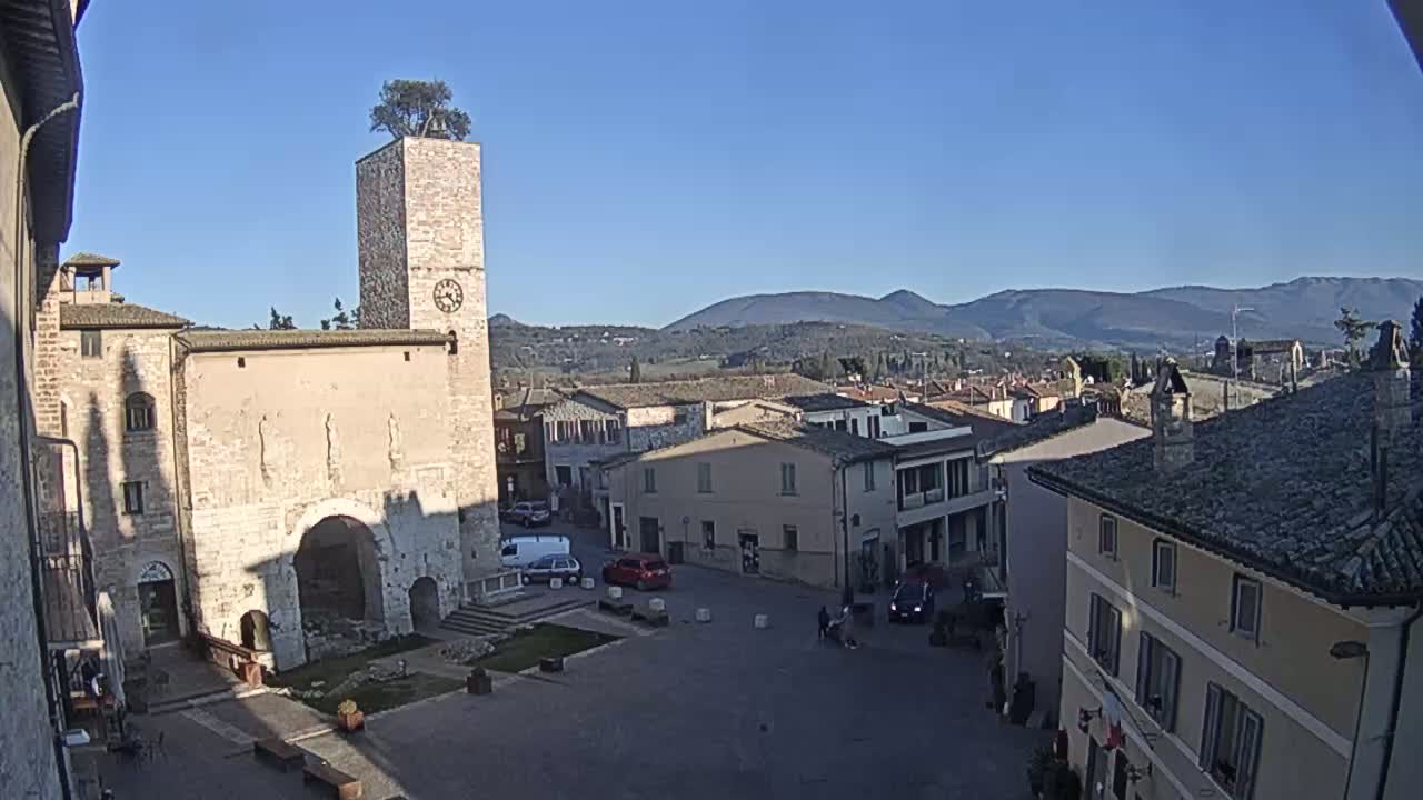 Spello Old City Live Cam - Perugia, Umbria, Italy