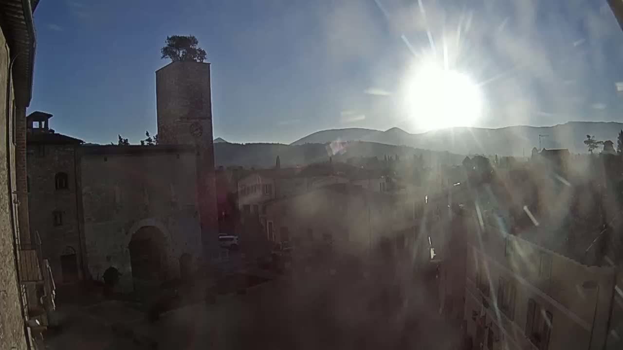 Spello Old City Live Cam - Perugia, Umbria, Italy