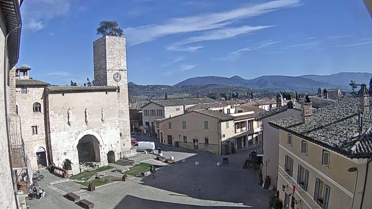 Spello Old City Live Cam - Perugia, Umbria, Italy