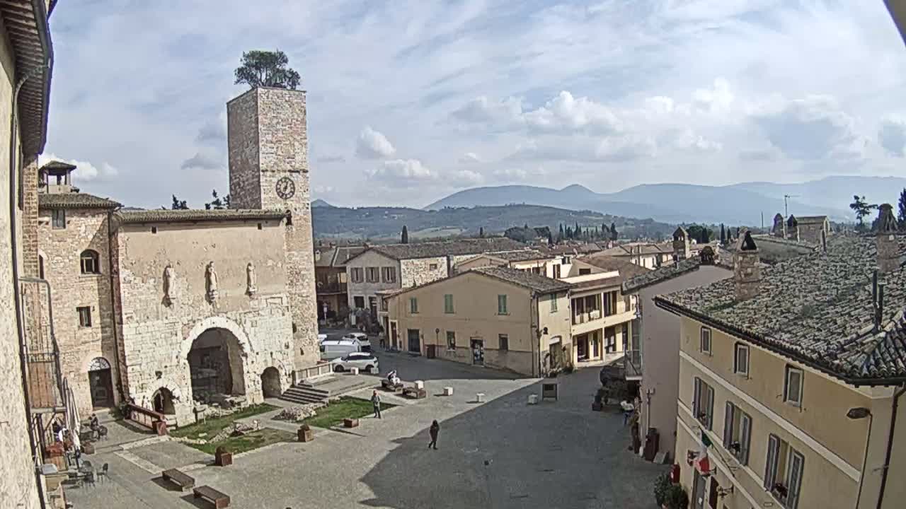 Spello Old City Live Cam - Perugia, Umbria, Italy