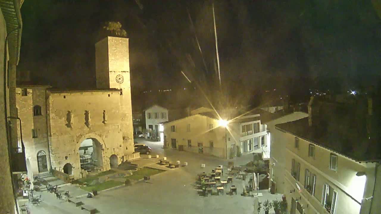 Spello Old City Live Cam - Perugia, Umbria, Italy