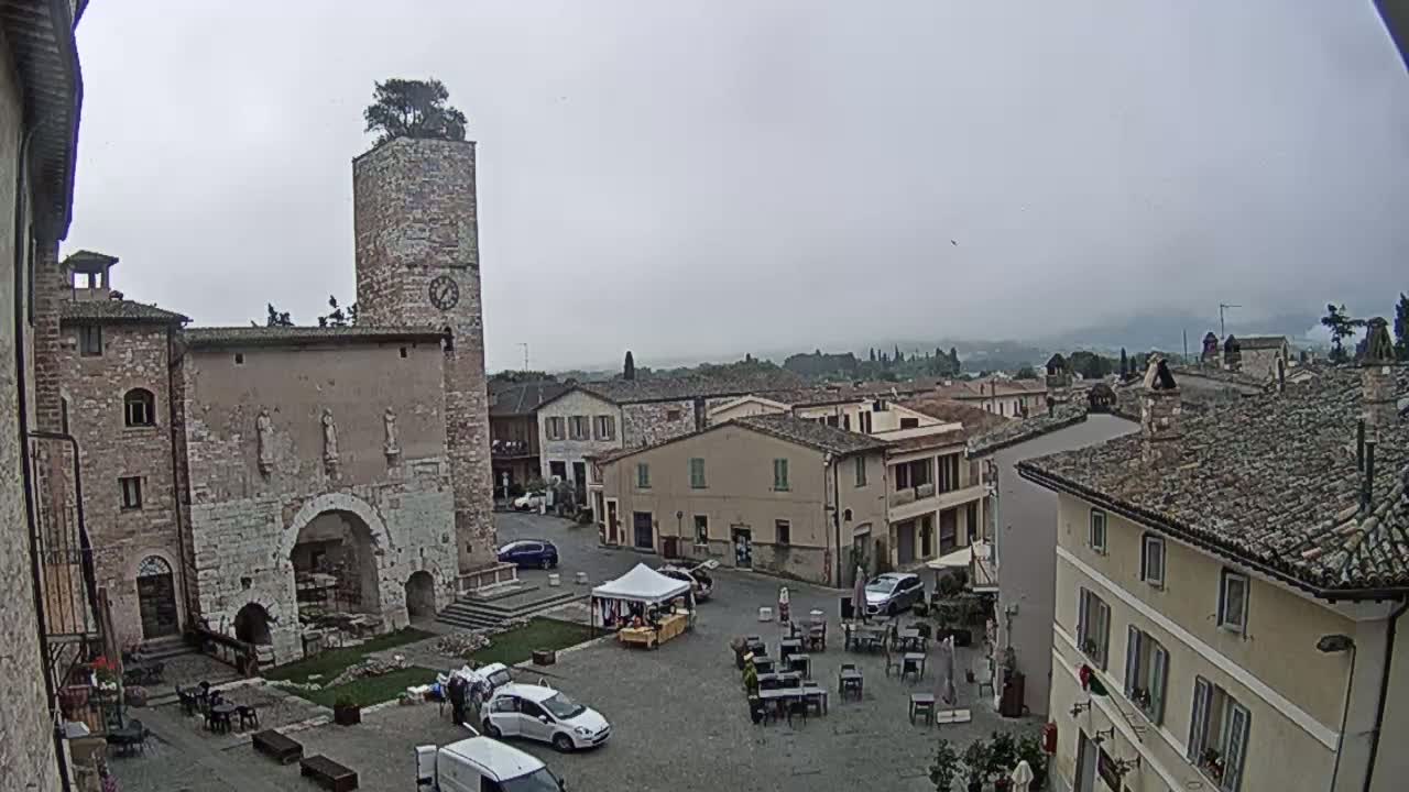 Spello Old City Live Cam - Perugia, Umbria, Italy