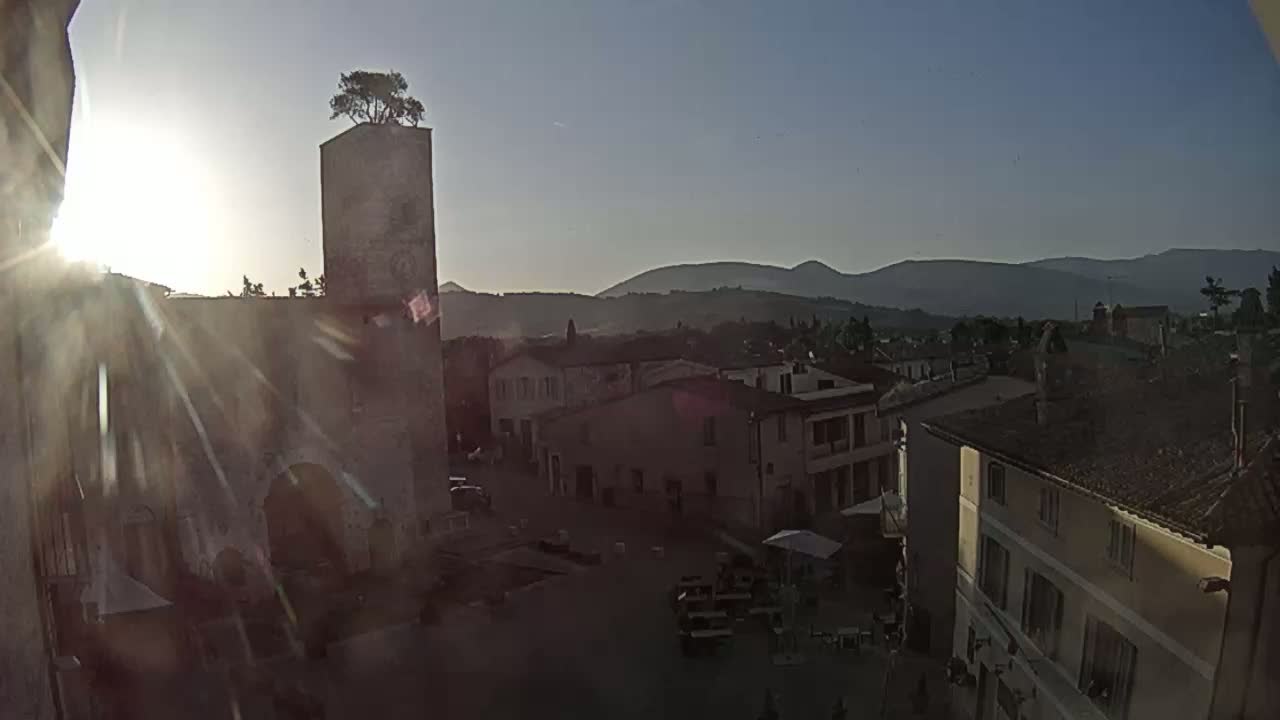 Spello Old City Live Cam - Perugia, Umbria, Italy