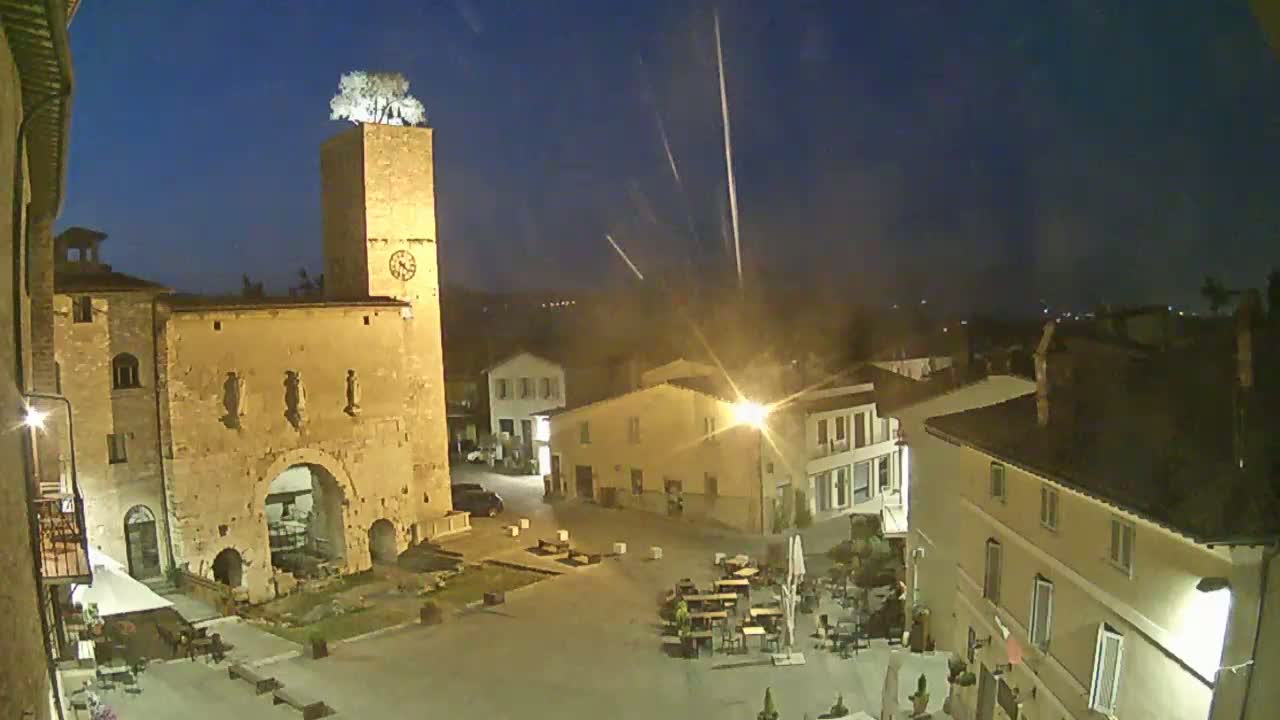 Spello Old City Live Cam - Perugia, Umbria, Italy