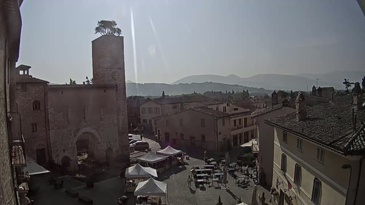 Spello Old City Live Cam - Perugia, Umbria, Italy