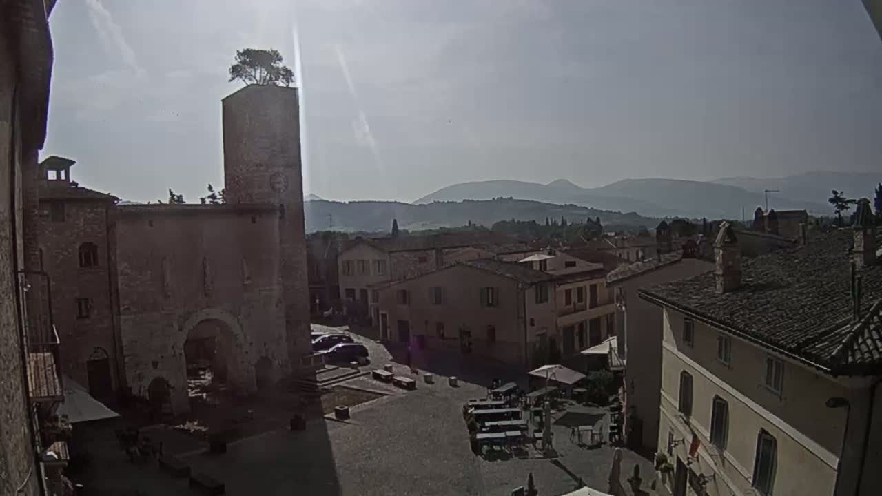 Spello Old City Live Cam - Perugia, Umbria, Italy
