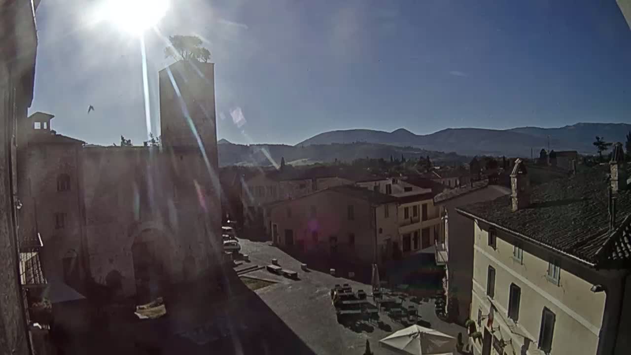 Spello Old City Live Cam - Perugia, Umbria, Italy