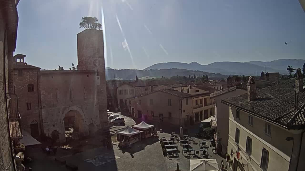 Spello Old City Live Cam - Perugia, Umbria, Italy