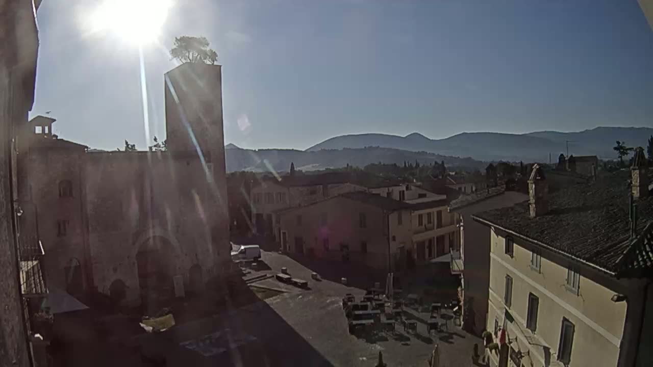 Spello Old City Live Cam - Perugia, Umbria, Italy