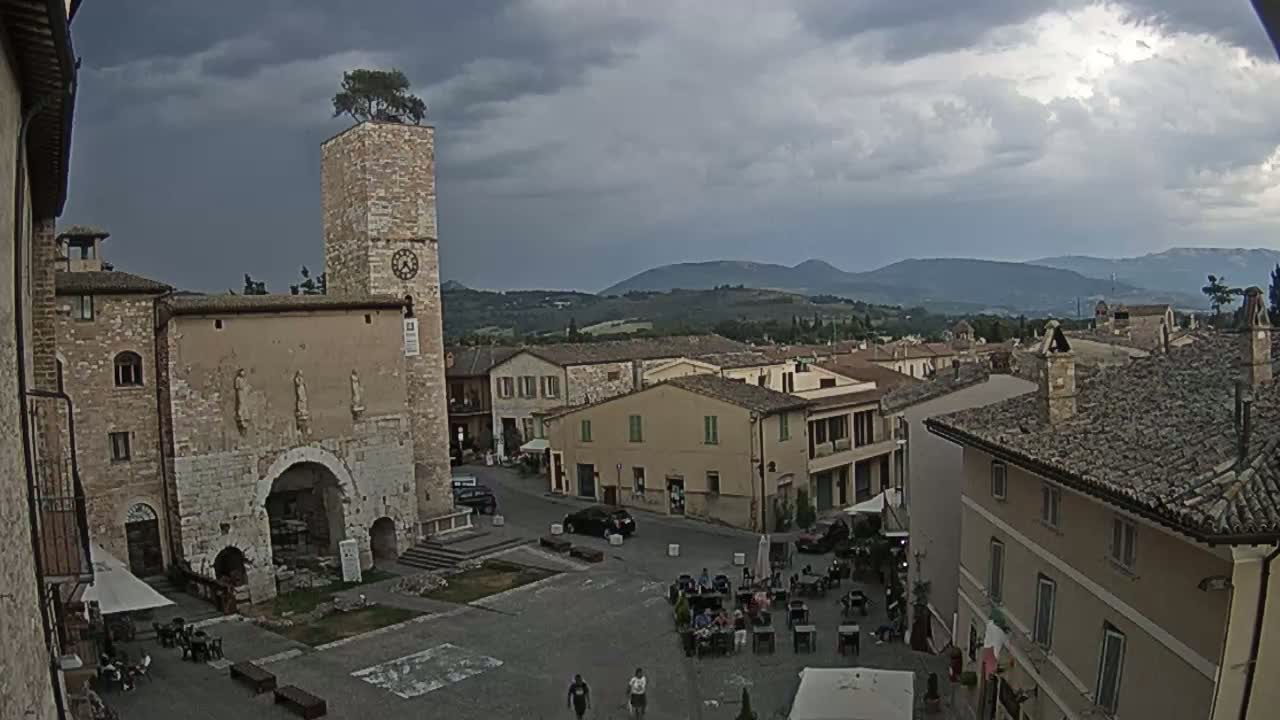Spello Old City Live Cam - Perugia, Umbria, Italy