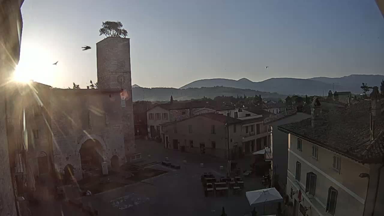 Spello Old City Live Cam - Perugia, Umbria, Italy