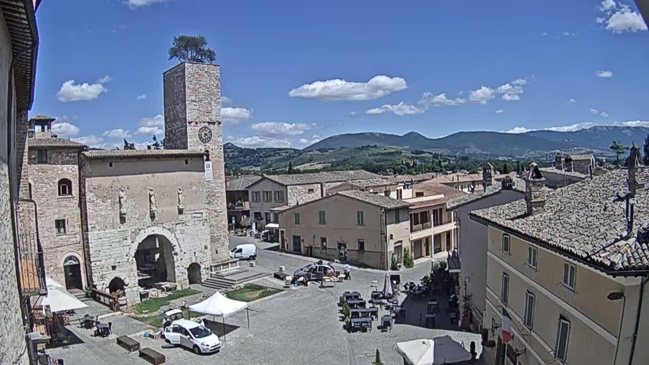 Spello Old City Live Cam - Perugia, Umbria, Italy