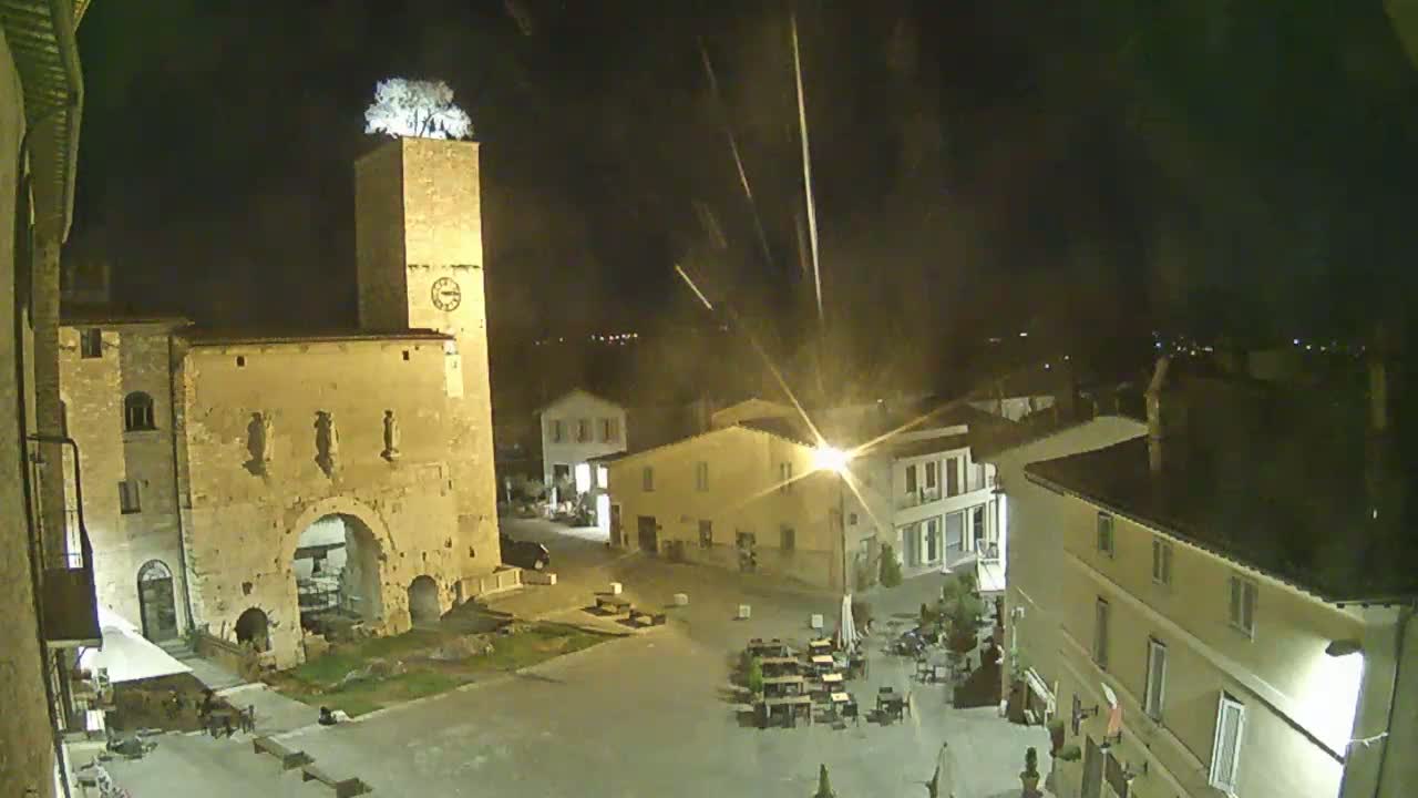 Spello Old City Live Cam - Perugia, Umbria, Italy