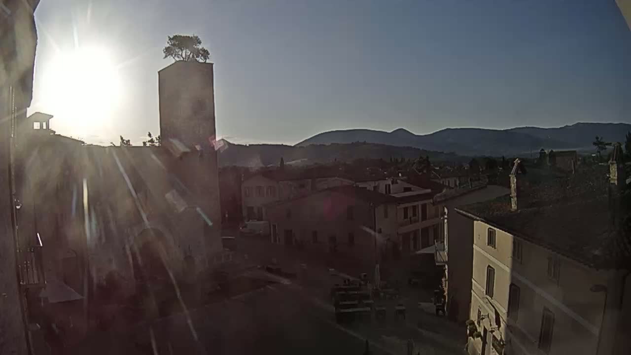 Spello Old City Live Cam - Perugia, Umbria, Italy