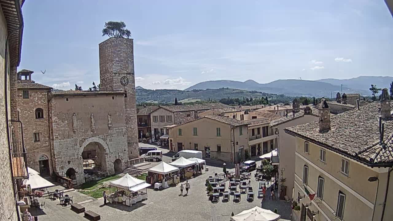 Spello Old City Live Cam - Perugia, Umbria, Italy