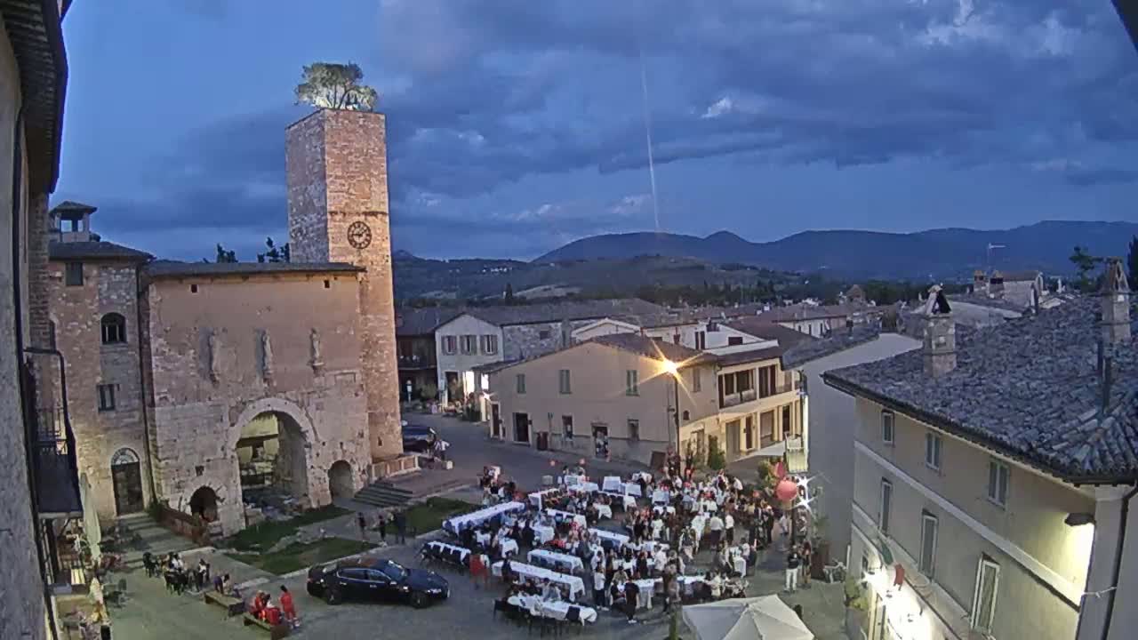 Spello Old City Live Cam - Perugia, Umbria, Italy