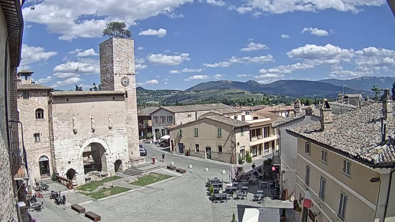 Spello Old City Live Cam - Perugia, Umbria, Italy