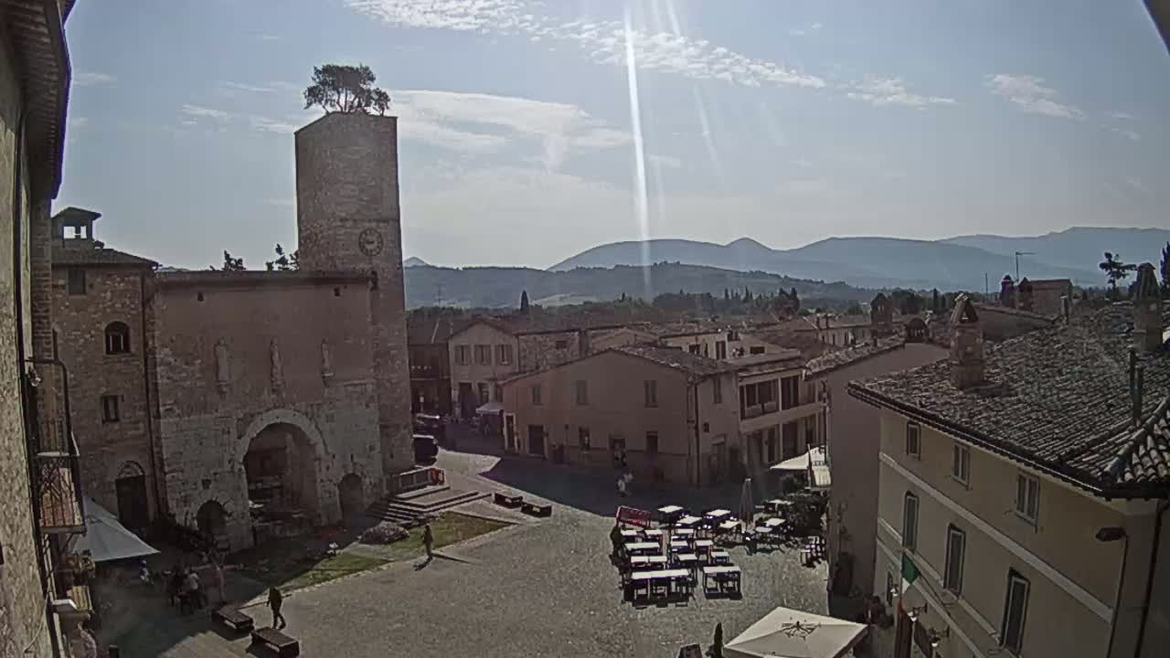Spello Old City Live Cam - Perugia, Umbria, Italy