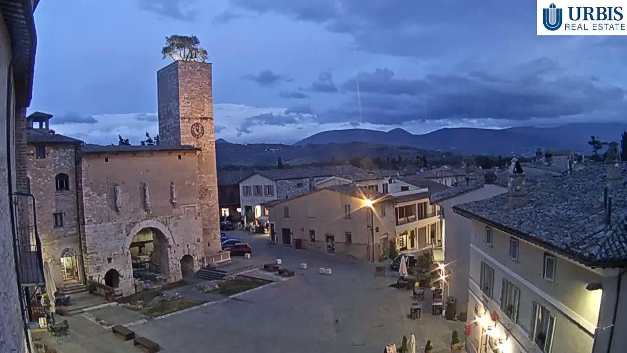 Spello Old City Live Cam - Perugia, Umbria, Italy