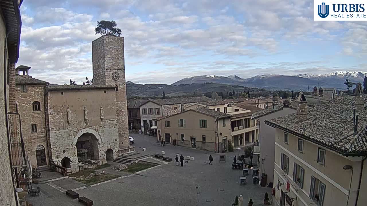 Spello Old City Live Cam - Perugia, Umbria, Italy