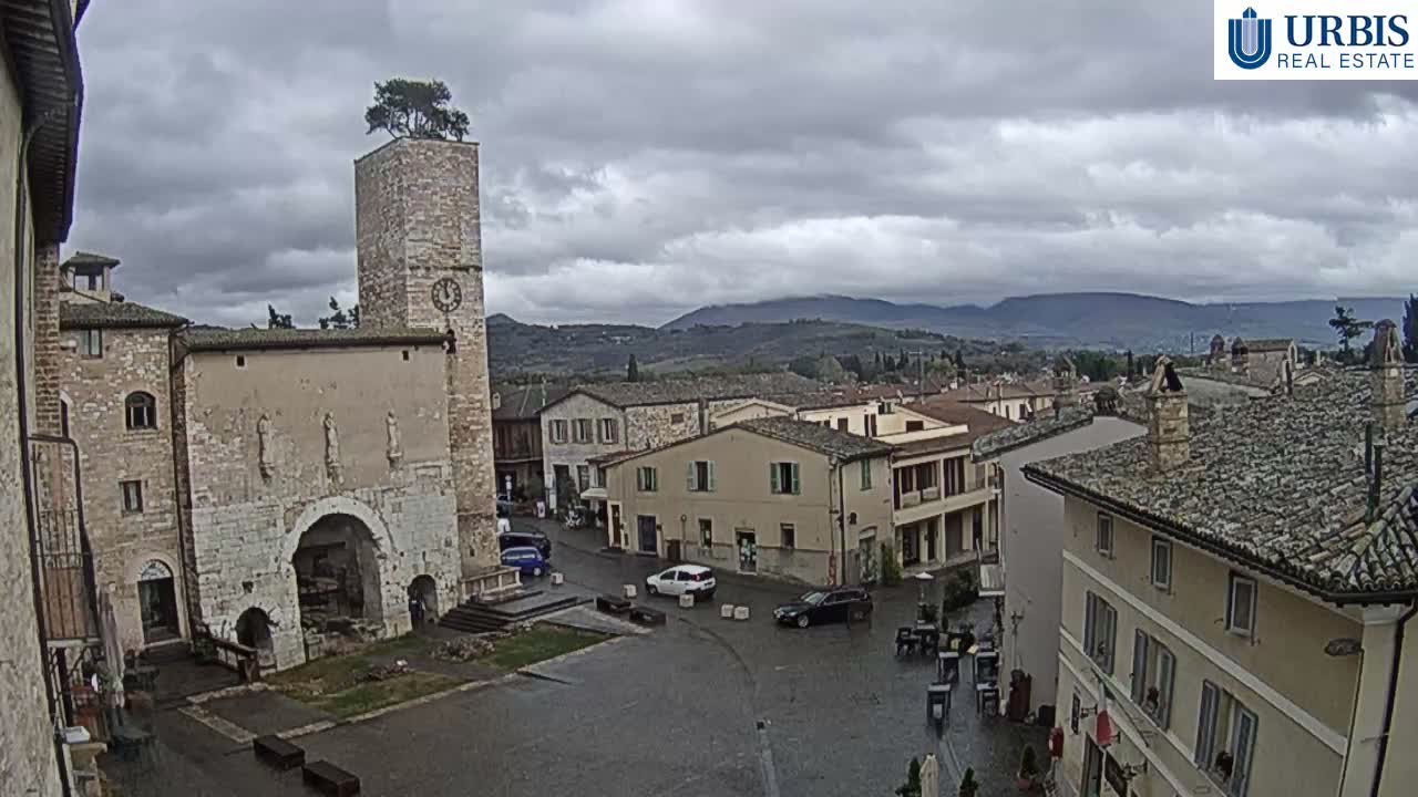 Spello Old City Live Cam - Perugia, Umbria, Italy