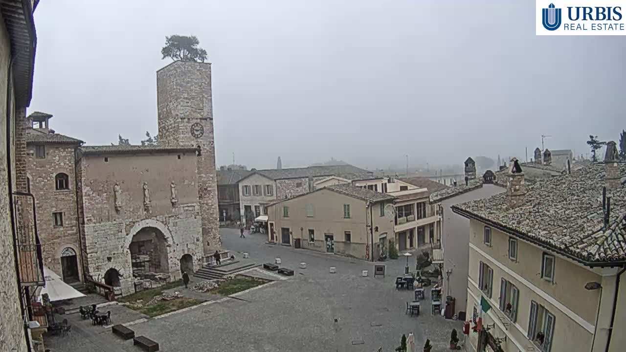 Spello Old City Live Cam - Perugia, Umbria, Italy