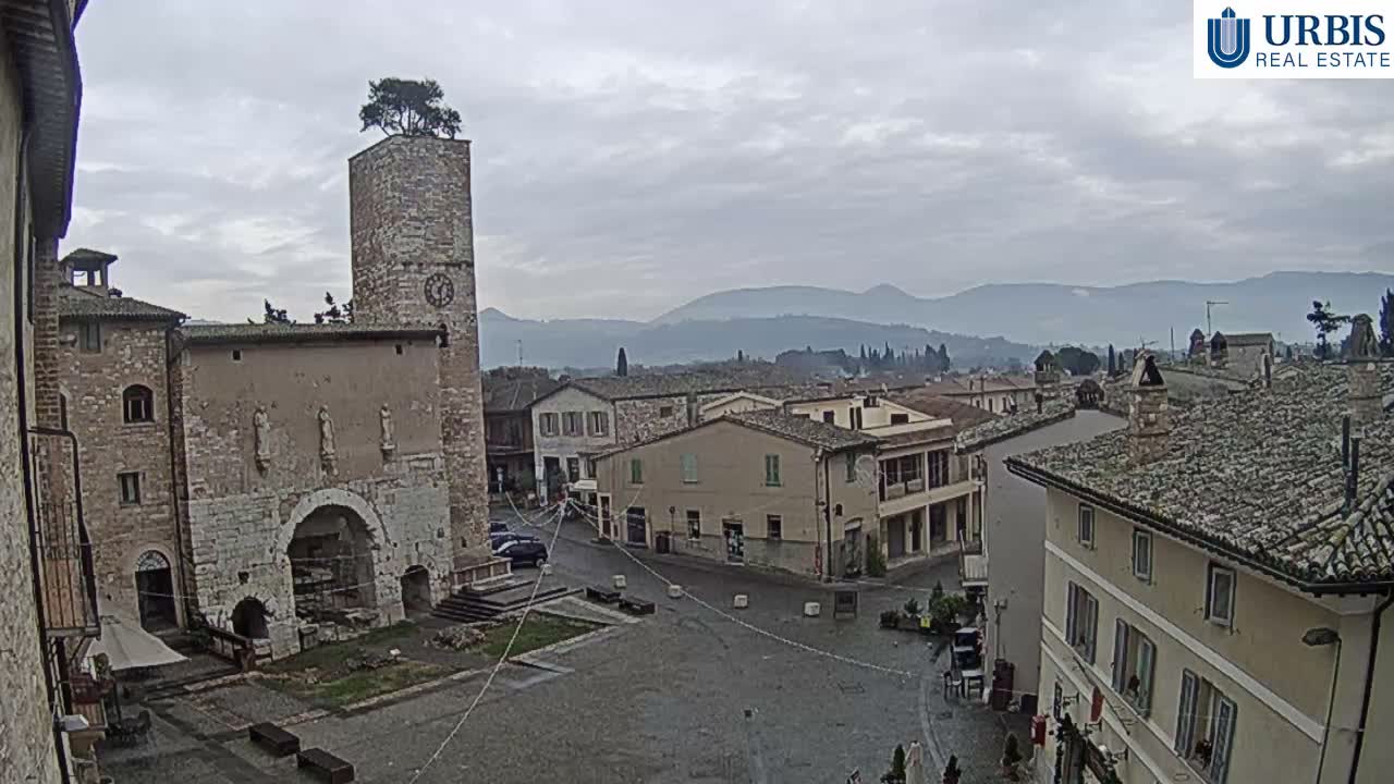 Spello Old City Live Cam - Perugia, Umbria, Italy