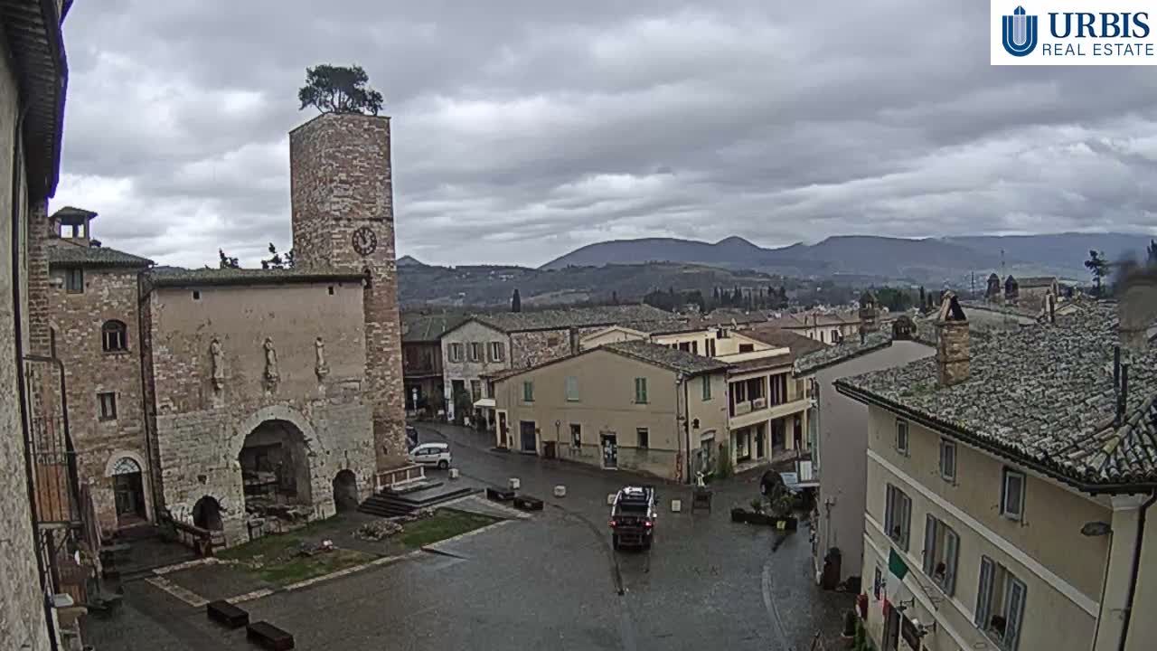 Spello Old City Live Cam - Perugia, Umbria, Italy