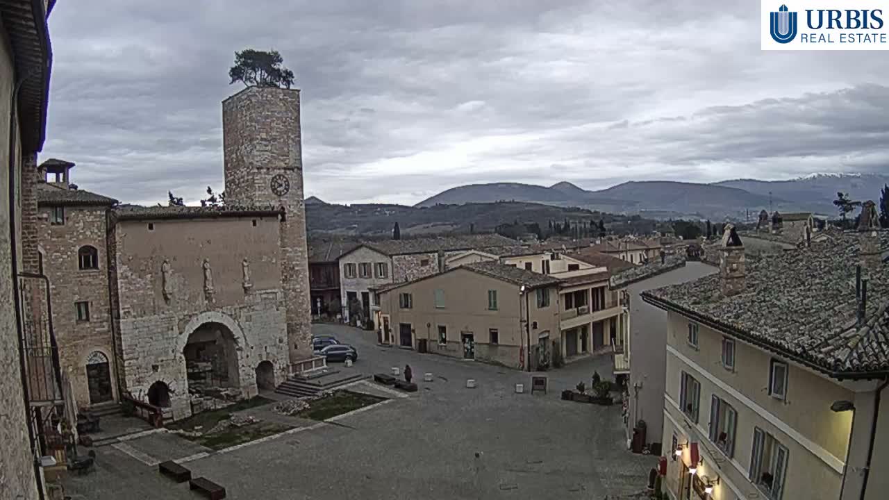 Spello Old City Live Cam - Perugia, Umbria, Italy