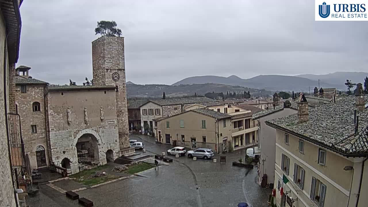 Spello Old City Live Cam - Perugia, Umbria, Italy