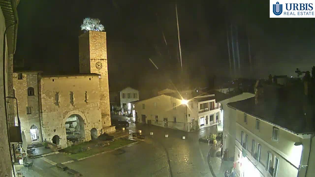 Spello Old City Live Cam - Perugia, Umbria, Italy