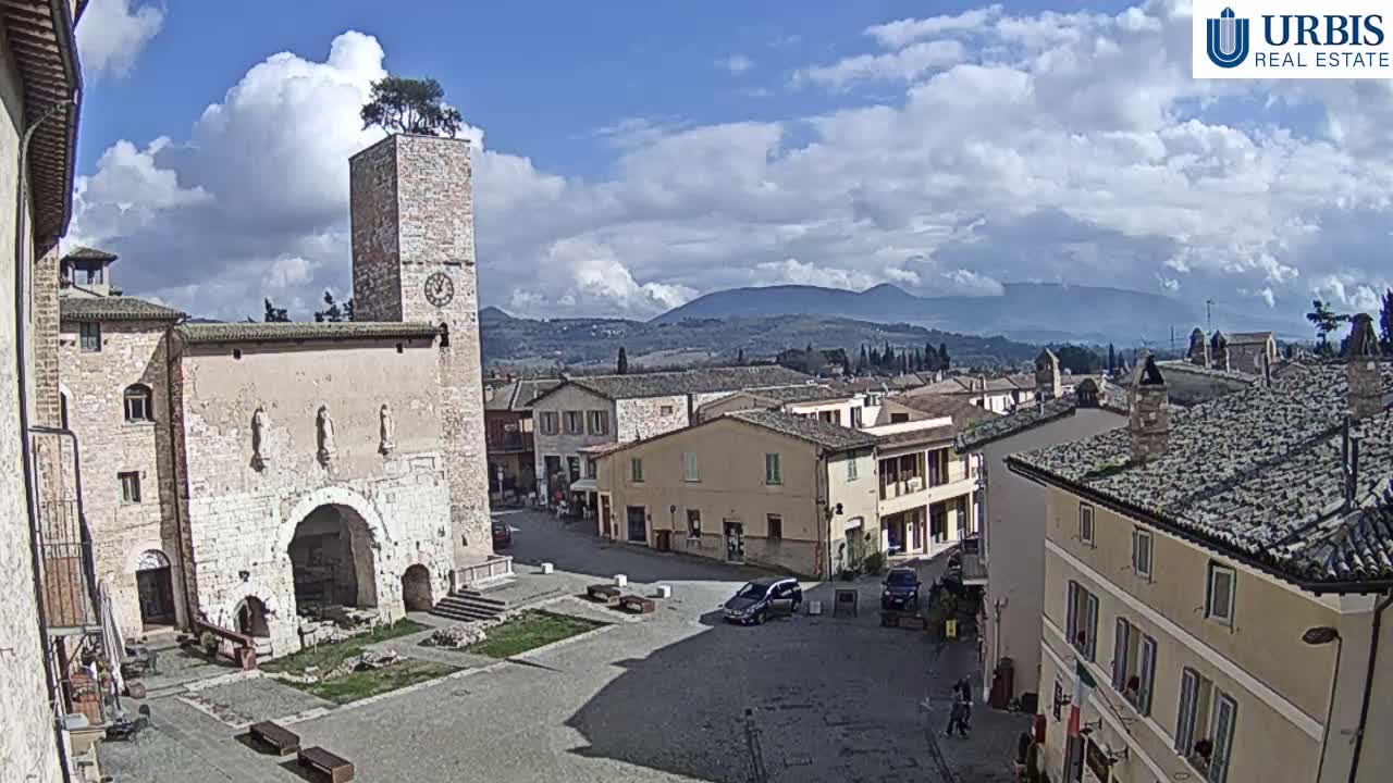 Spello Old City Live Cam - Perugia, Umbria, Italy