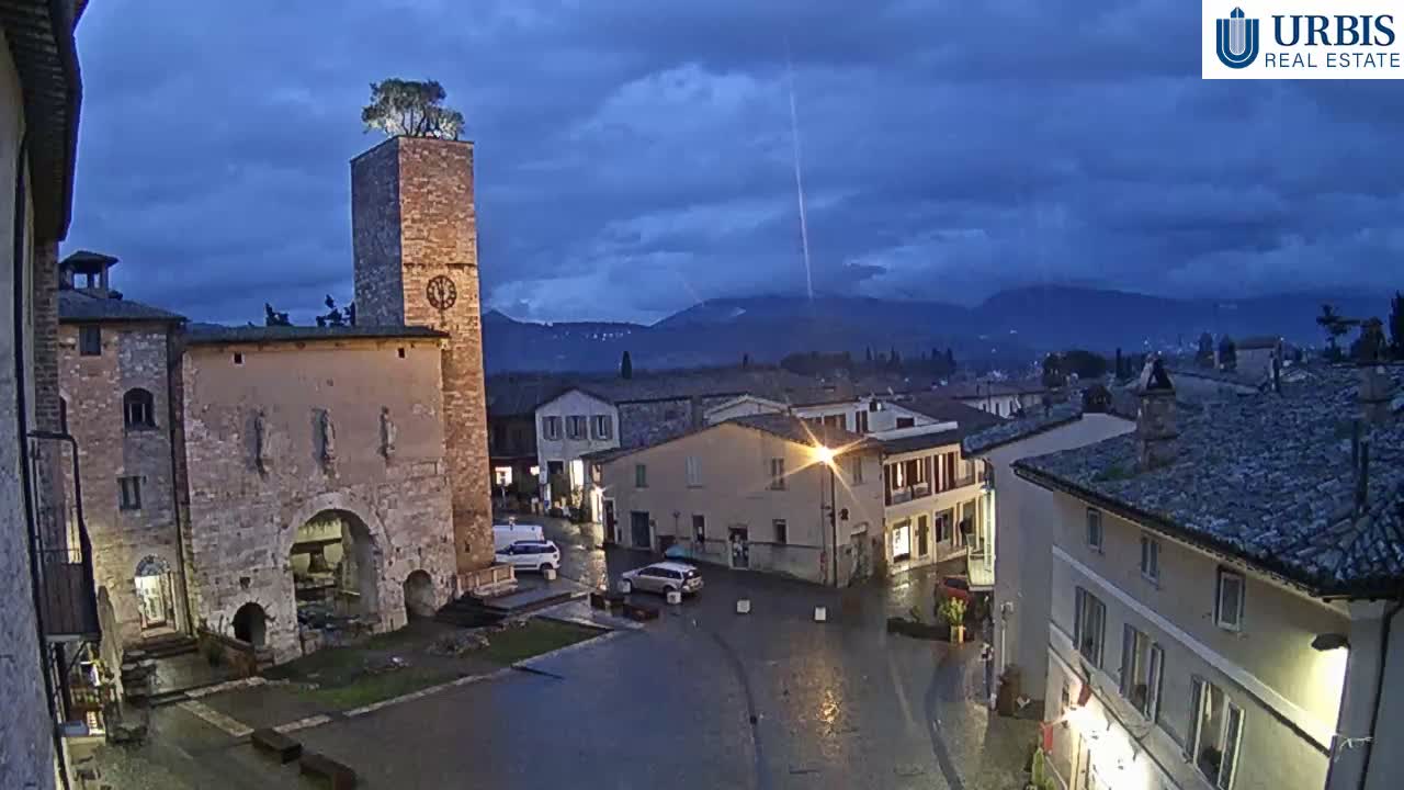 Spello Old City Live Cam - Perugia, Umbria, Italy