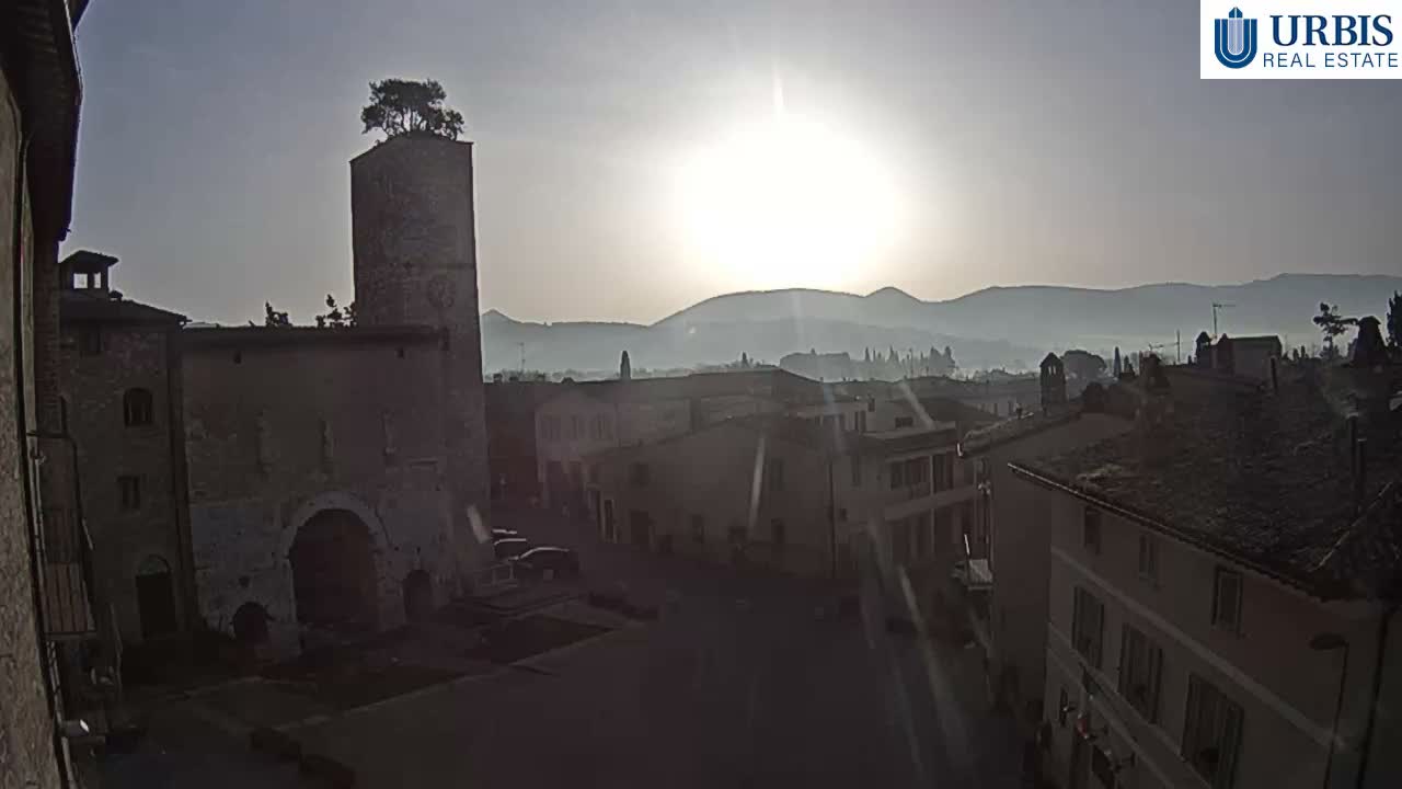 Spello Old City Live Cam - Perugia, Umbria, Italy