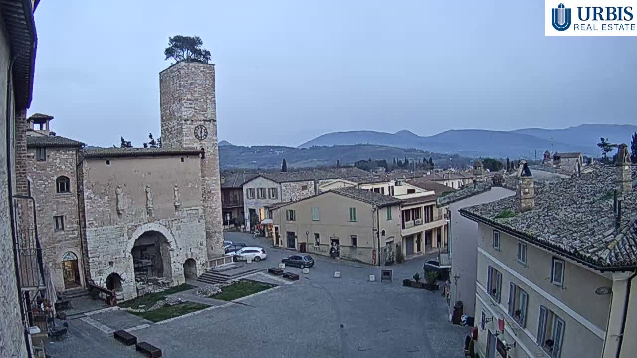Spello Old City Live Cam - Perugia, Umbria, Italy