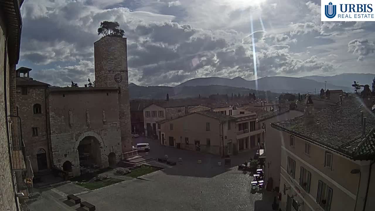 Spello Old City Live Cam - Perugia, Umbria, Italy