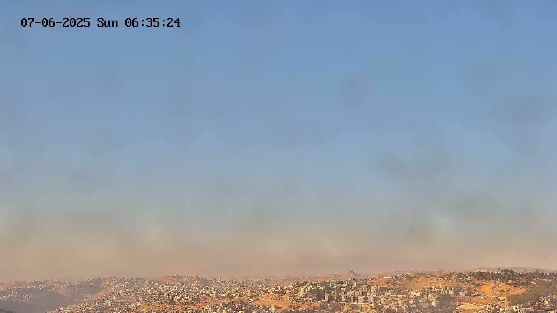 East Quds (Abu Dis/Jabel Mukaber/AlSawahira-AlGharbiyya/Sawahera al-Sharqiya/Jub al-Rum Towns View Towards Midbar Yehuda (Judean Desert) Live Cam - Jabal Batin Elhawa, East Quds, Palestine 