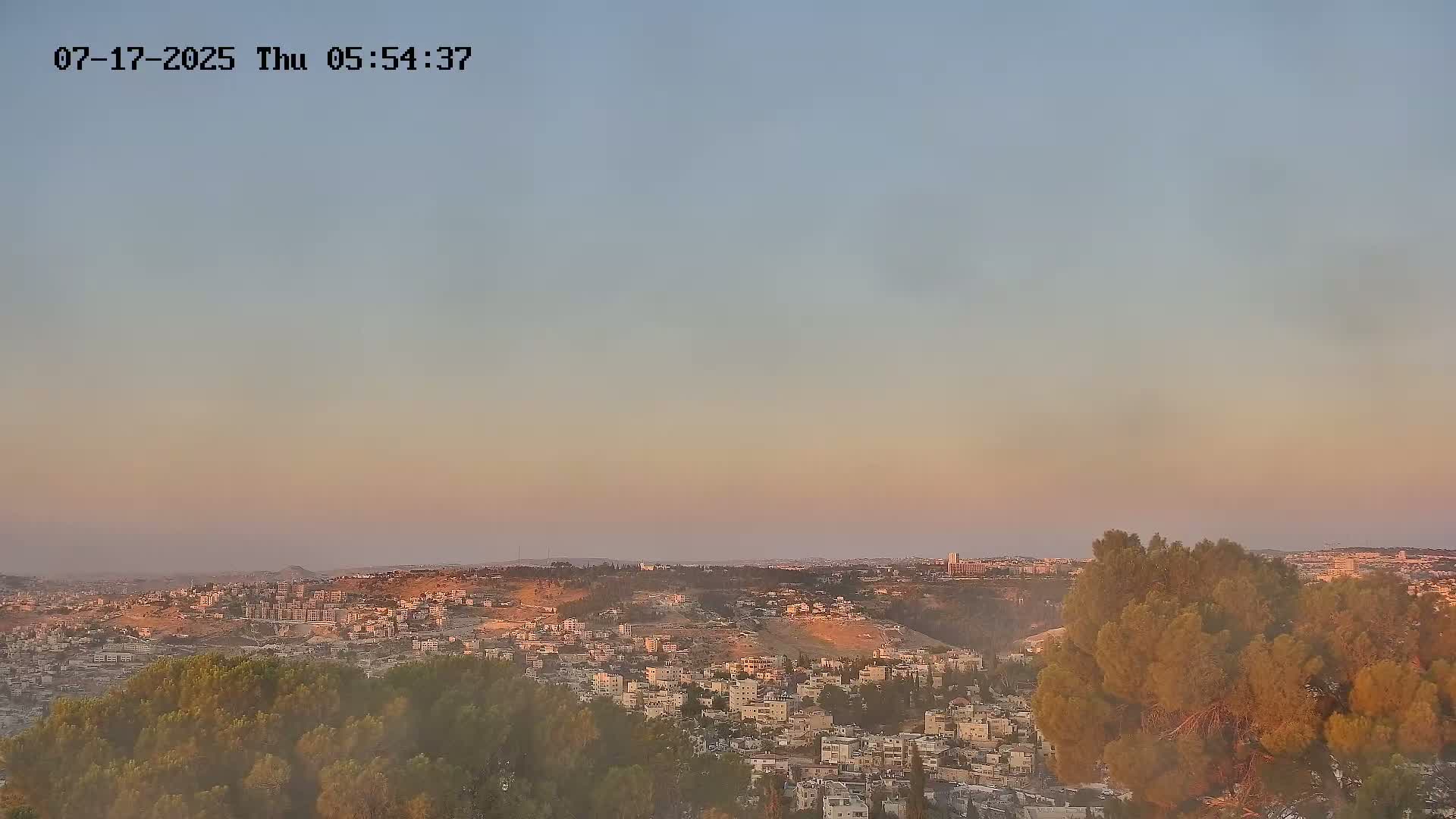 East Quds (Abu Dis/Jabel Mukaber/AlSawahira-AlGharbiyya/Sawahera al-Sharqiya/Jub al-Rum Towns View Towards Midbar Yehuda (Judean Desert) Live Cam - Jabal Batin Elhawa, East Quds, Palestine 